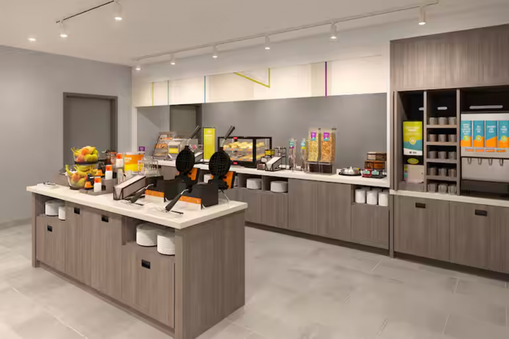 Home2 Suites by Hilton Weston Ft. Lauderdale 9/33