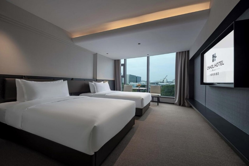 CNHOL RADIENT HOTEL (Shenzhen International Convention and Exhibition Center Branch) 8/42