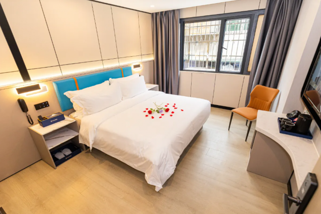 Chengjing Life Hotel (Beijing Happy Valley) 15/21