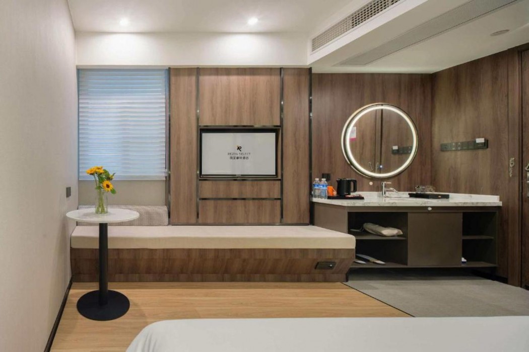 Rezen Select Hotel (Guangzhou Keyun Road Metro Station Financial City Branch) 10/33