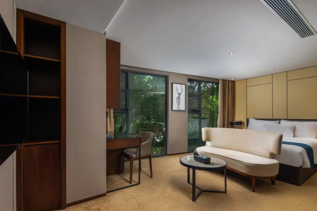CNHOL RADIENT HOTEL(Shenzhen Bao'an Center Xixiang Branch) 9/15