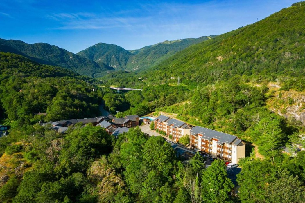 Residence Vacanceole Le Domaine de la Vallee d'Ax in AX LES THERMES