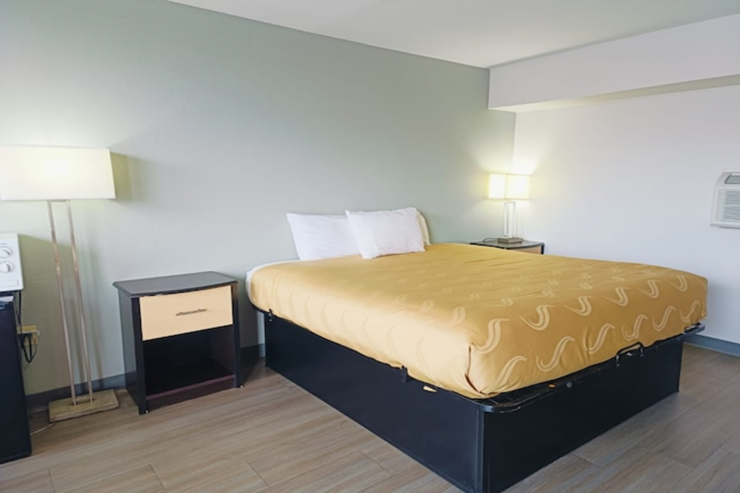 OYO Capital O Travelers Inn Lawton Fort Sill 7/9