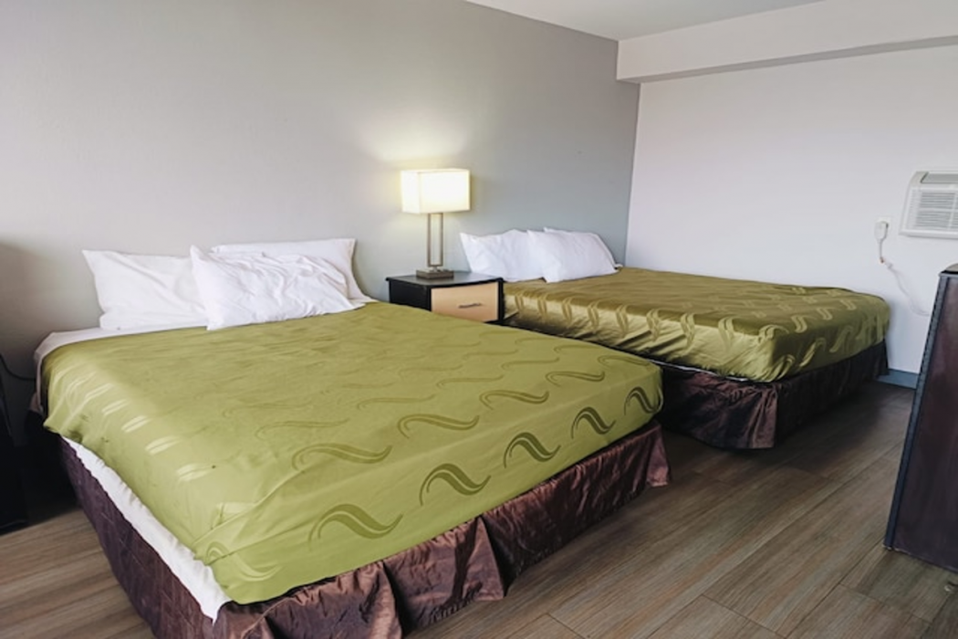 OYO Capital O Travelers Inn Lawton Fort Sill 8/9