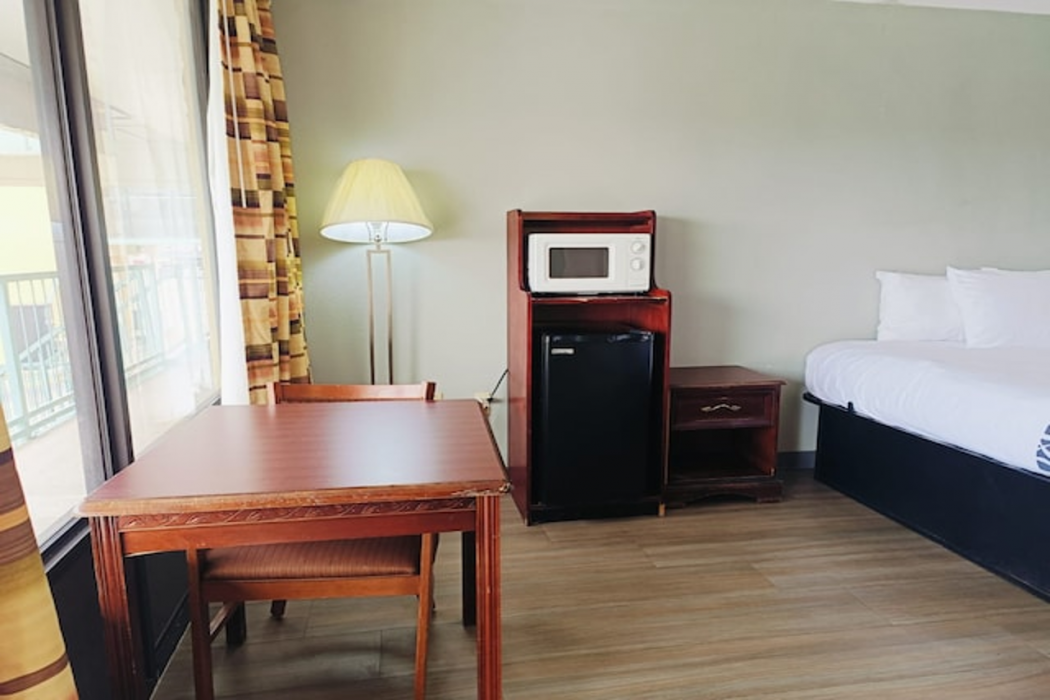 OYO Capital O Travelers Inn Lawton Fort Sill 9/9