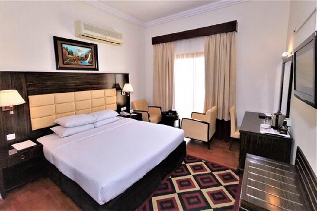 Tanha Park Hotel 14/52