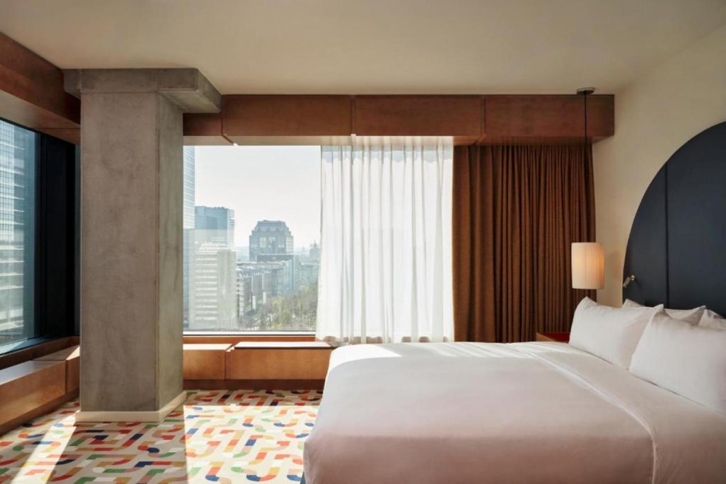 The Standard, Brussels 12/53