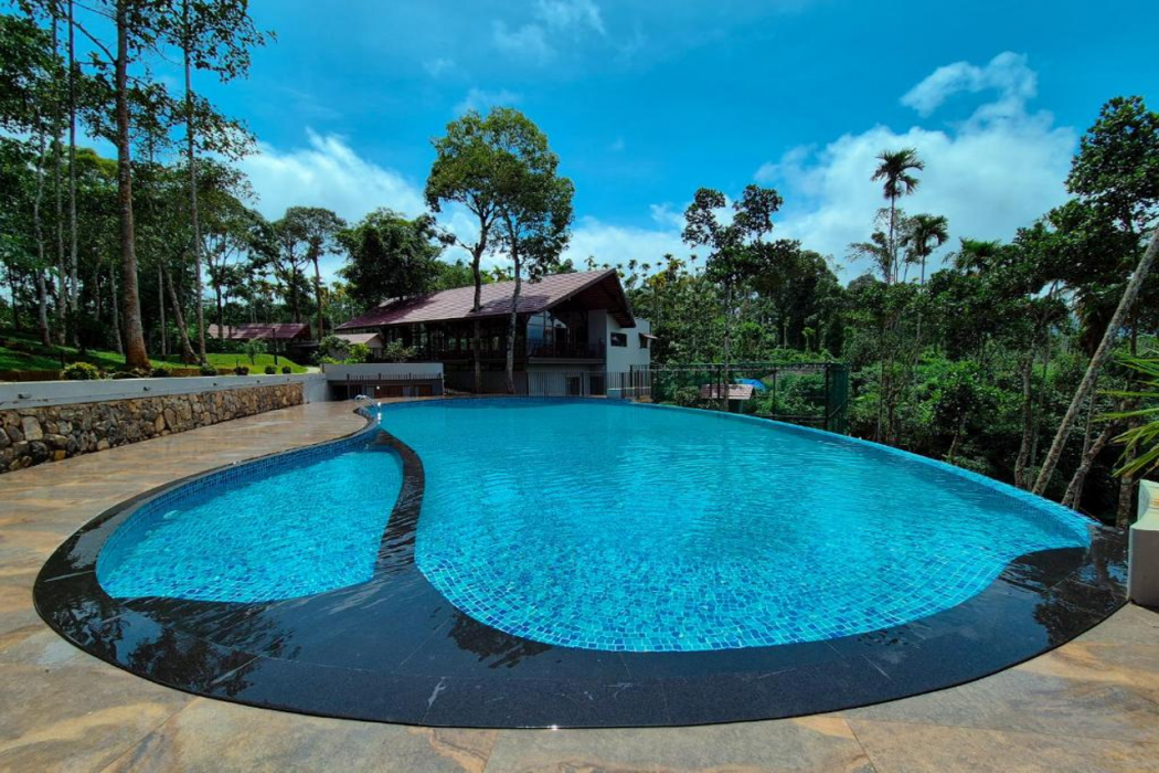 Sterling Lontano Waterfront Wayanad 16/16