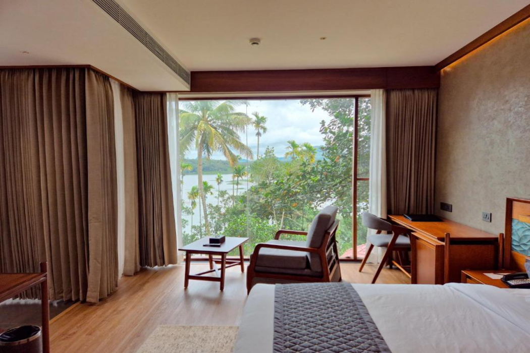 Sterling Lontano Waterfront Wayanad 4/16