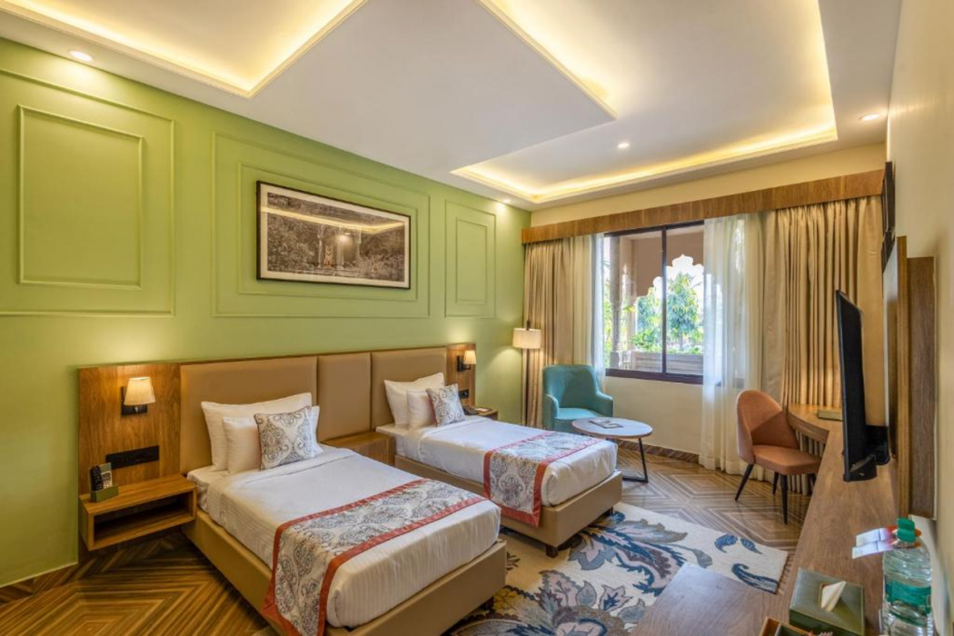 Sterling Bagh Ranthambore 6/40