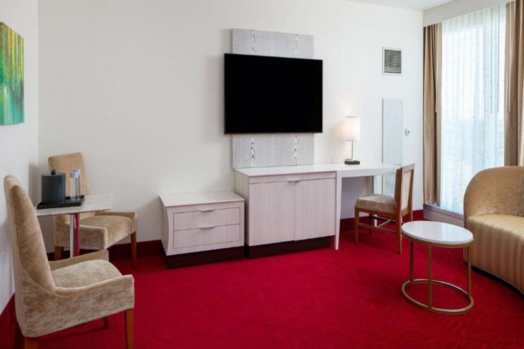 Southland Casino Hotel- Adult Only 10/46