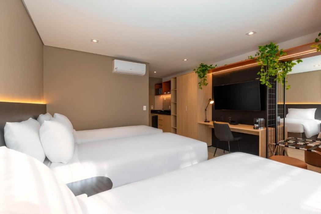 Cozzy Premium Paulista Hotel 15/70