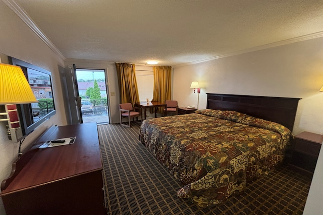 Hotel O Haven Inn Huntsville AL US 72 18/47
