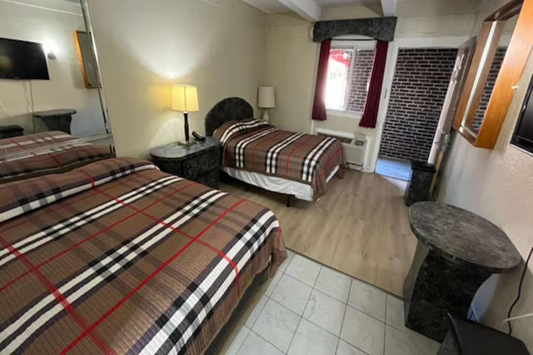 Saratoga Motel By Capital O Chicago Midway IL US 12 17/63