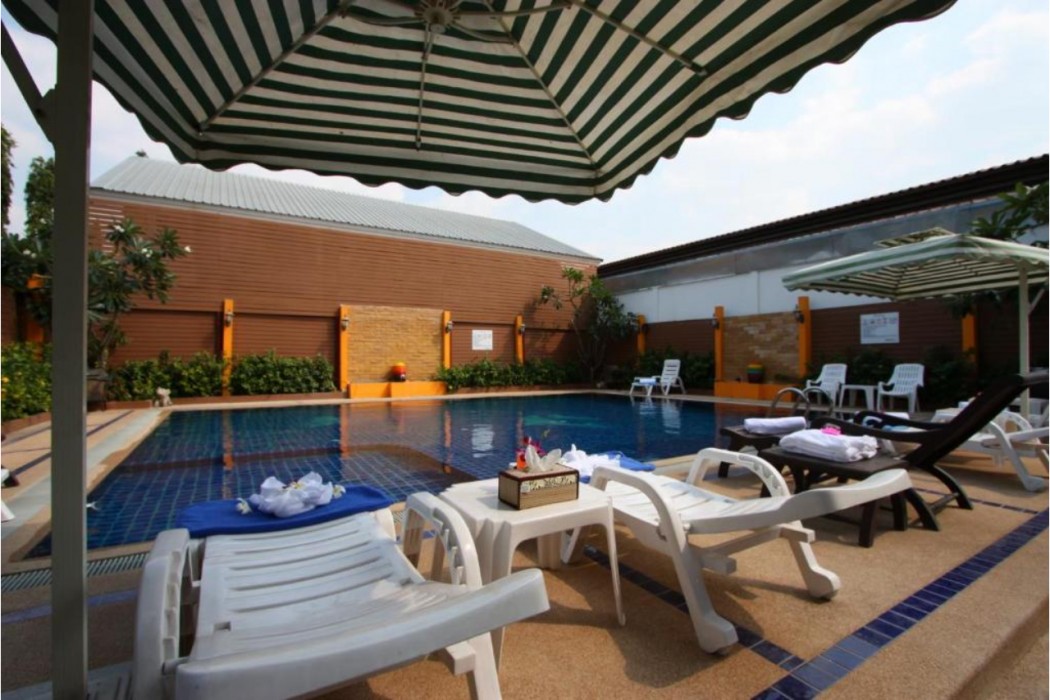 Valhalla Hotel Pattaya 45/75