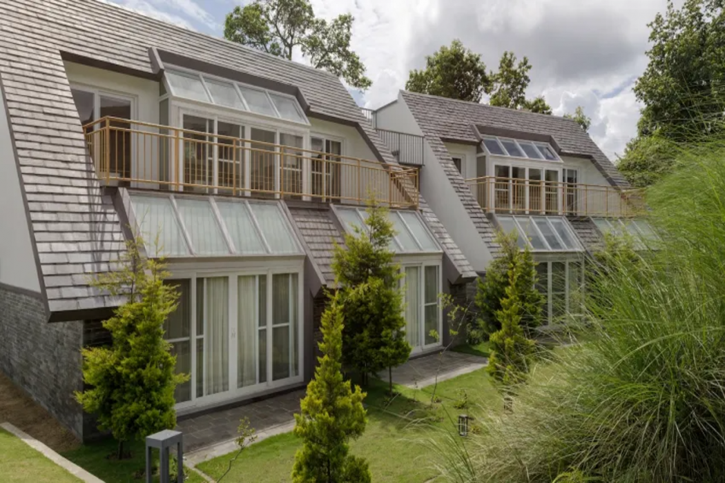 Himalayan Hideaway Resort Pokhara, The Centara Collection 2/62