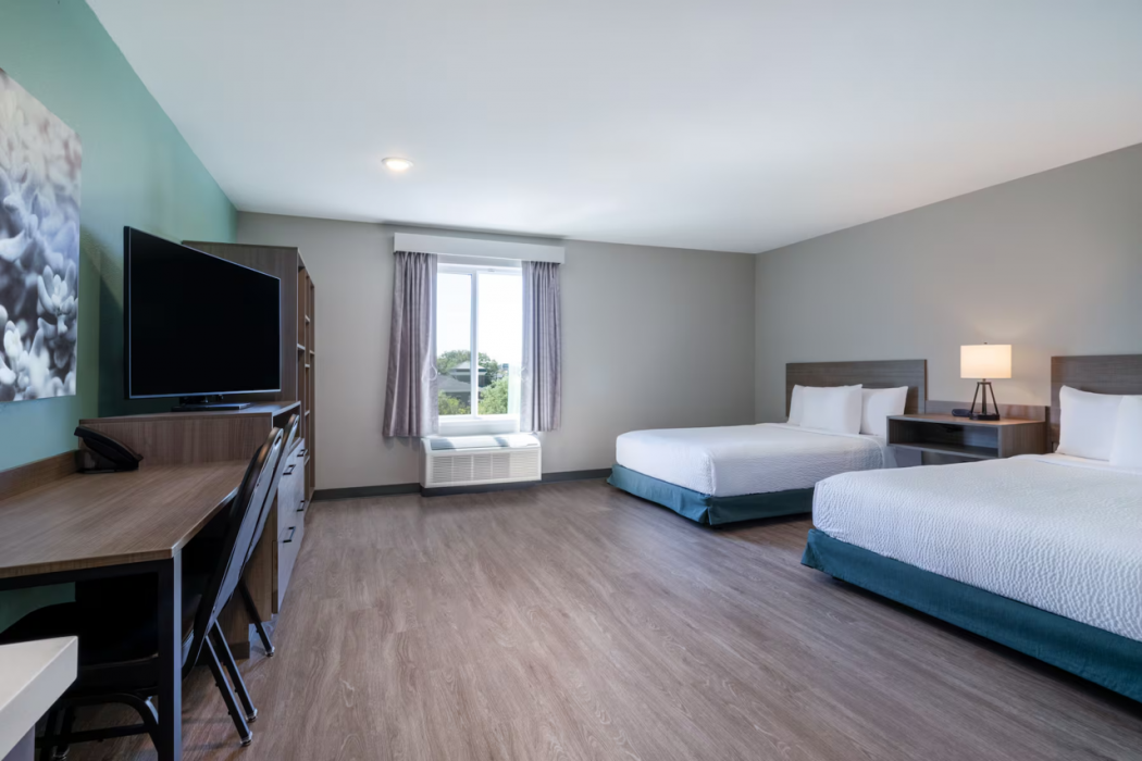 ECHO Suites Extended Stay by Wyndham Springfield Airport PLZ 22/49