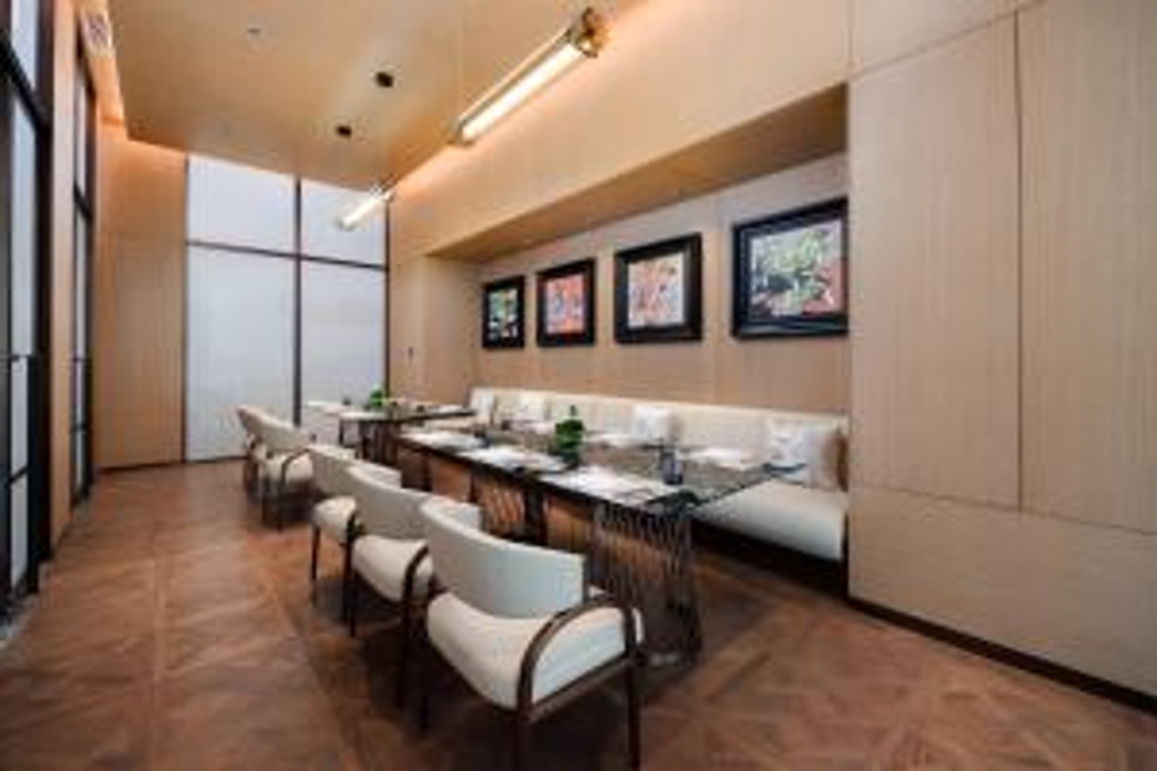 Pullman Chongqing Xiyue 33/65