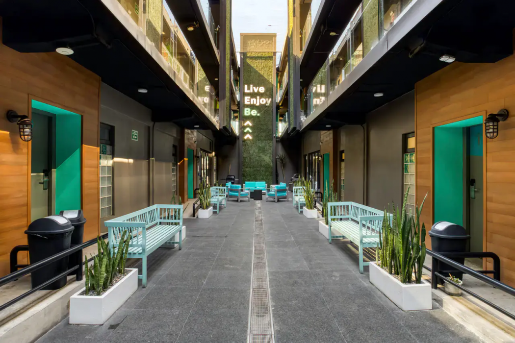 Comfort Suites Tijuana 38/65