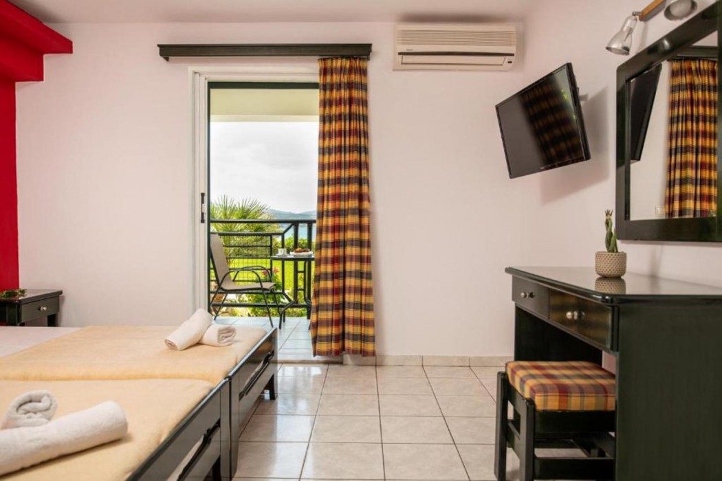 Sea View Hotel 14/61
