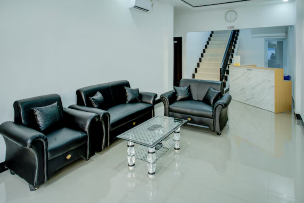 Lobby at Hotel O Makassar Near Bandara Sultan Hasanuddin Formerly 88 Inn Maros, Mandai