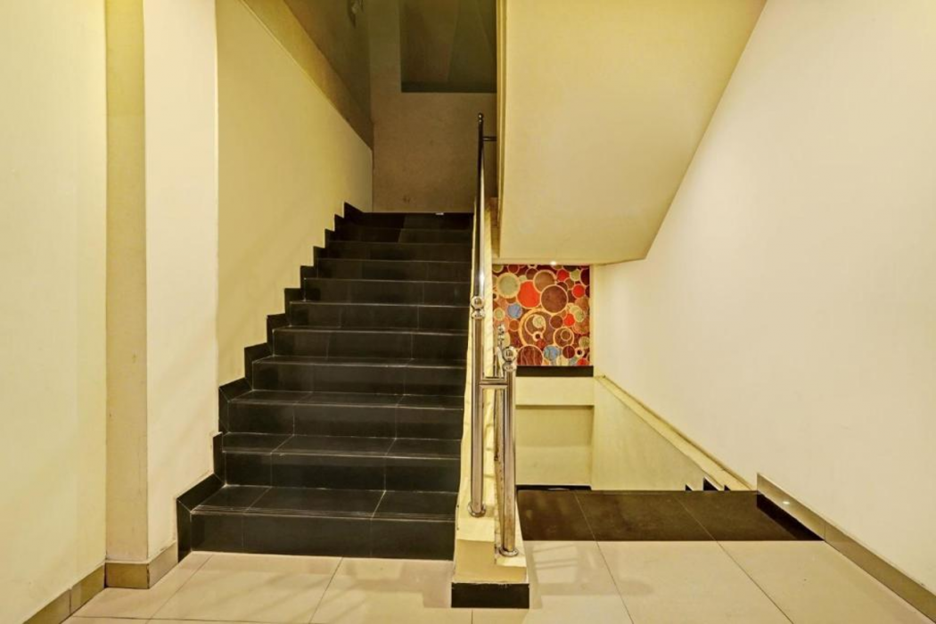 Townhouse Oak Malang near ITN Malang formerly Fariz Hotel Singosari 16/18