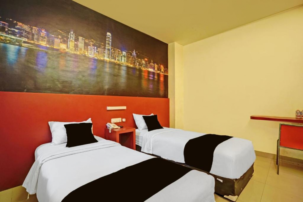 Townhouse Oak Malang near ITN Malang formerly Fariz Hotel Singosari 8/18