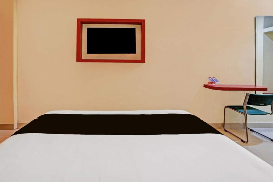 Townhouse Oak Malang near ITN Malang formerly Fariz Hotel Singosari 11/18