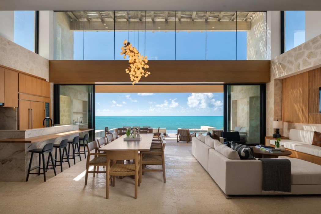 The Strand Turks and Caicos 24/61