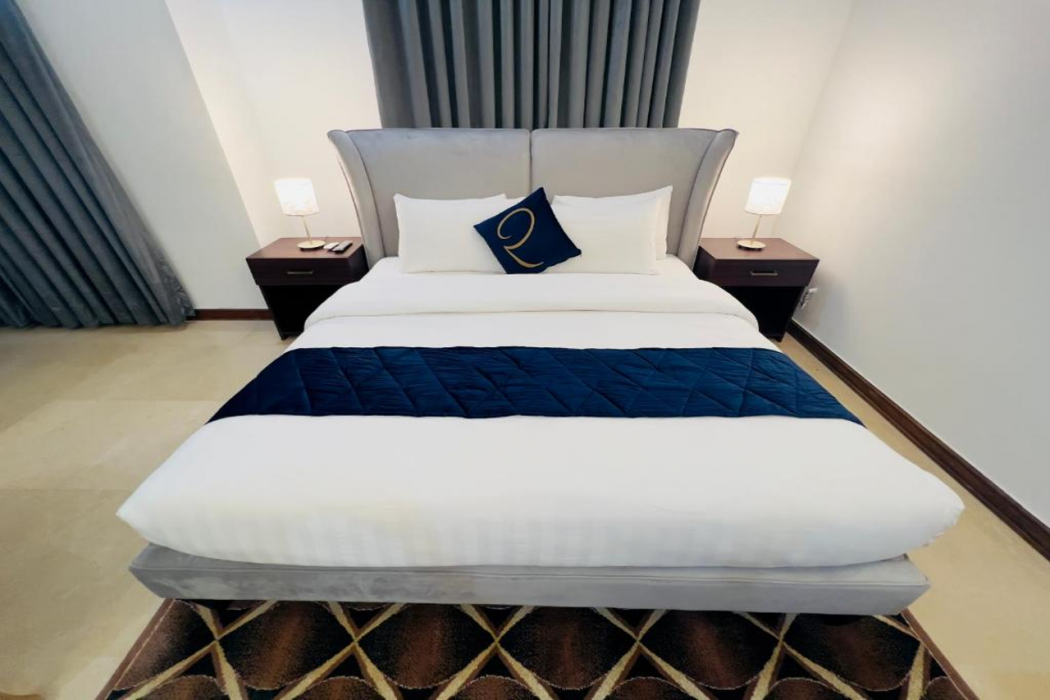 Rhodium Elite Hotel 12/56