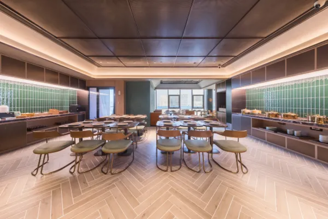 James Joyce Coffetel (Beijing Communication University Shuangqiao Subway Station Wanda Plaza) 13/14