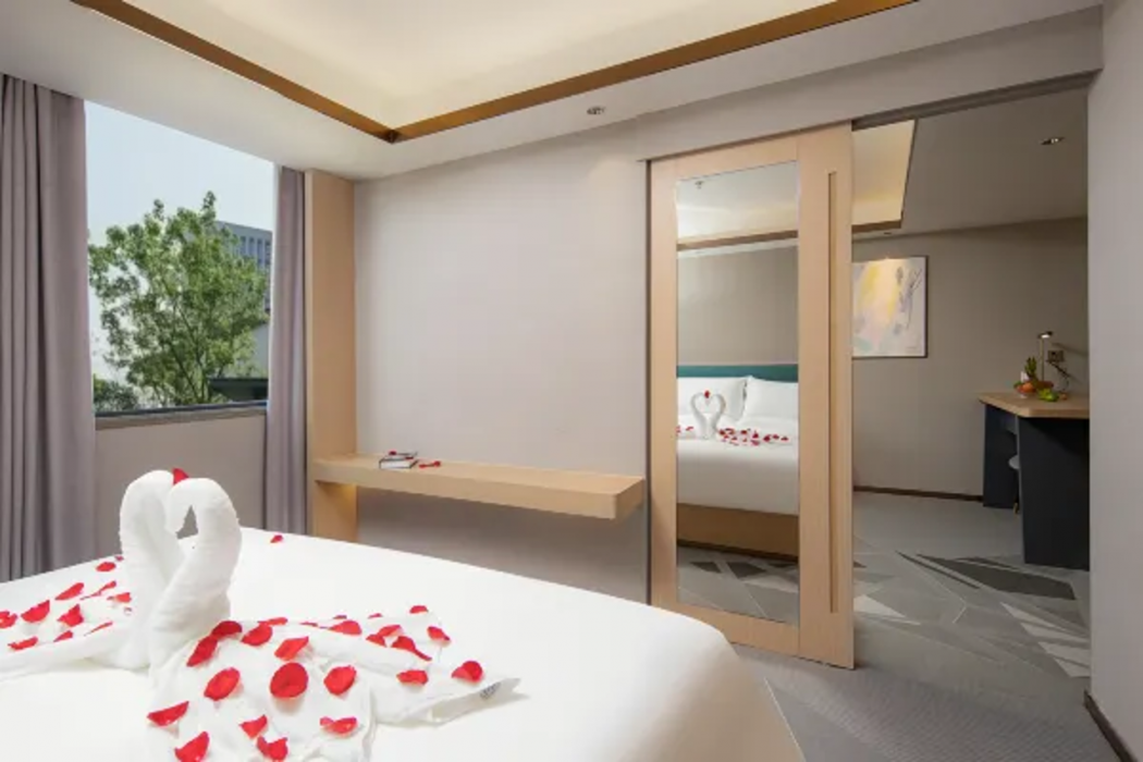 Cheermay Hotels (Huizhou West Lake) 17/33
