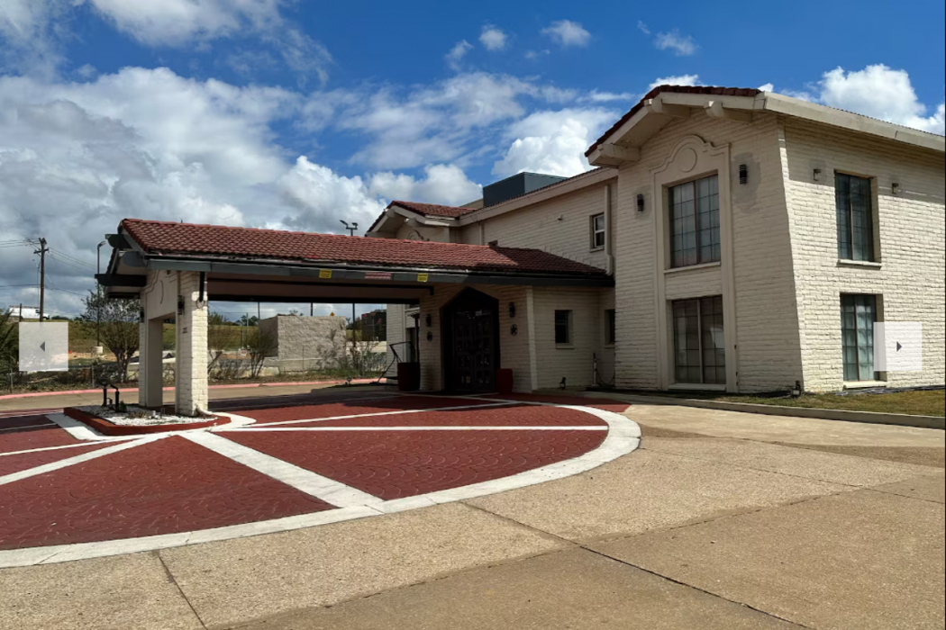 Super 8 by Wyndham Nacogdoches Near University 1/58