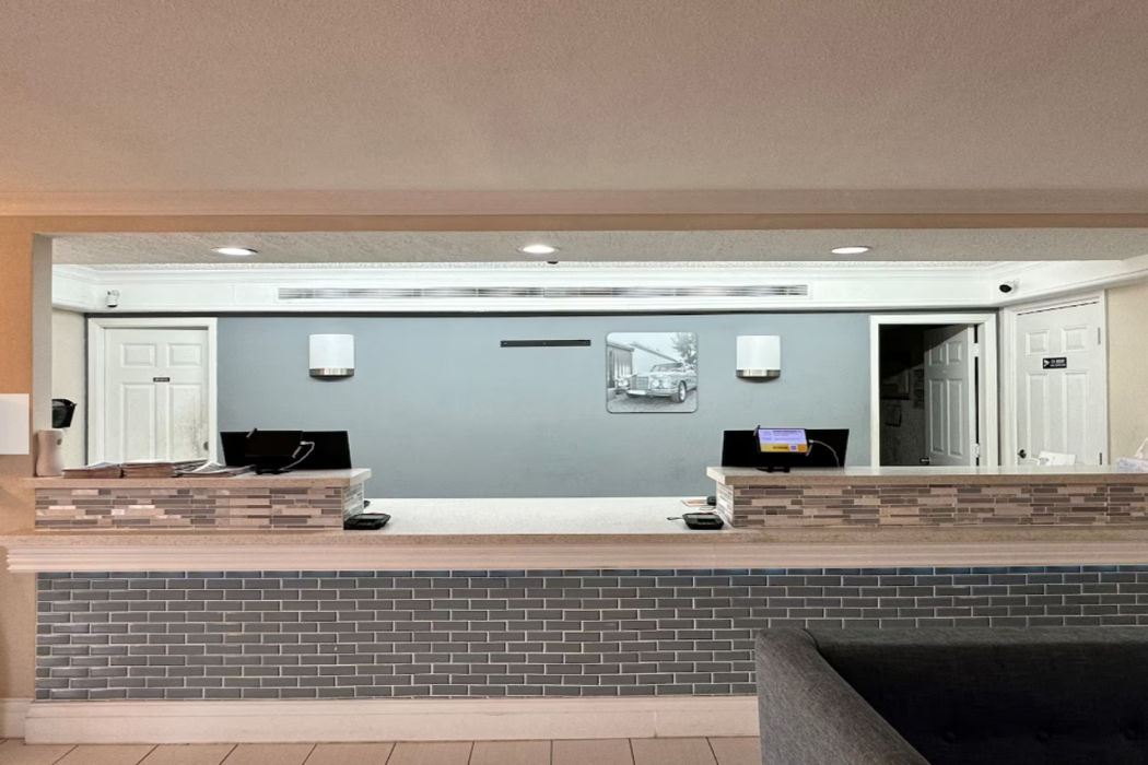 Super 8 by Wyndham Nacogdoches Near University 4/58