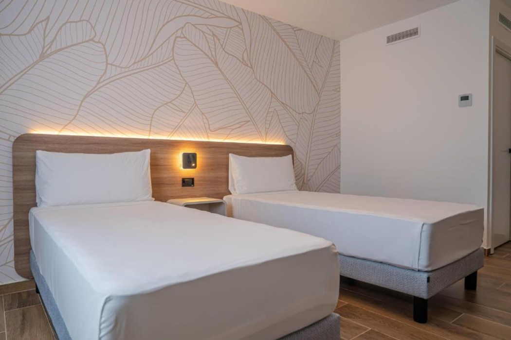 Days Inn by Wyndham Juan Dolio 18/54