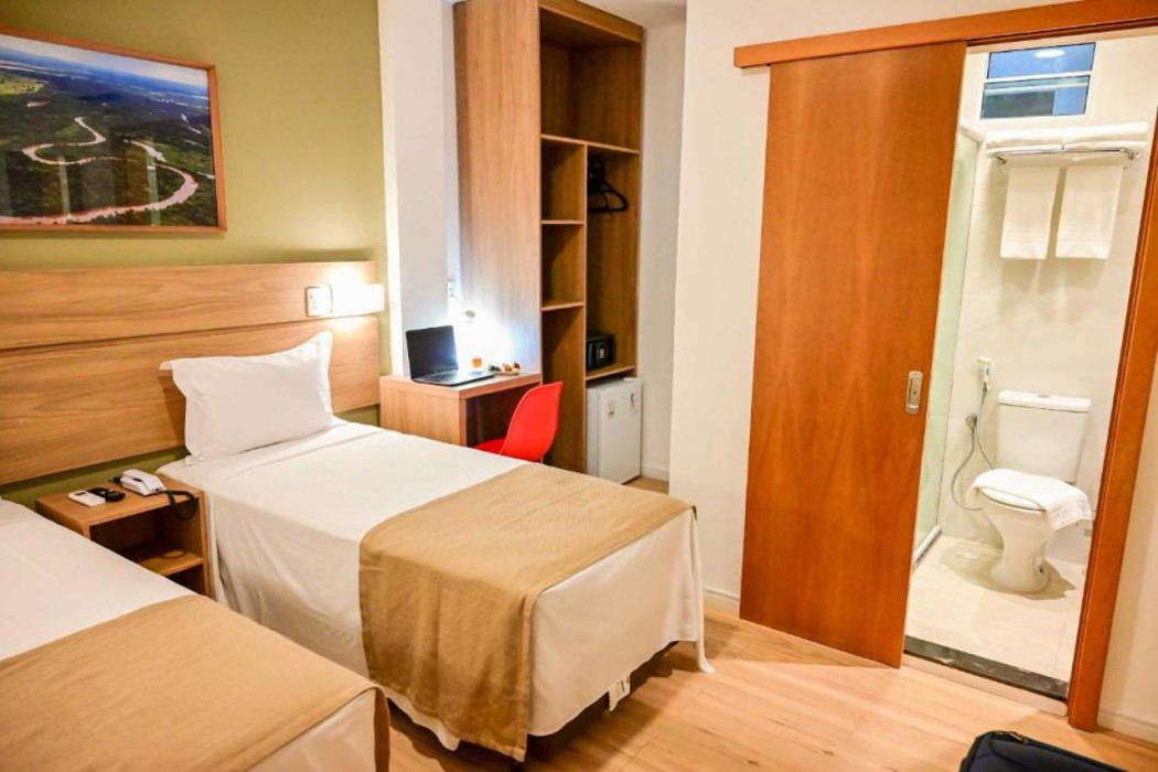 Bristol Marambaia Hotel 12/40