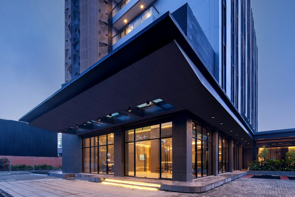 Hotel Neo Kota Baru Parahyangan 10/88