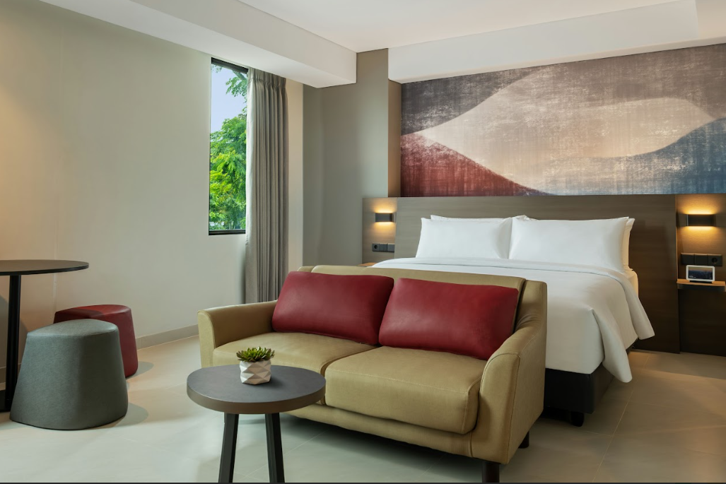 Hotel Neo Kota Baru Parahyangan 41/88