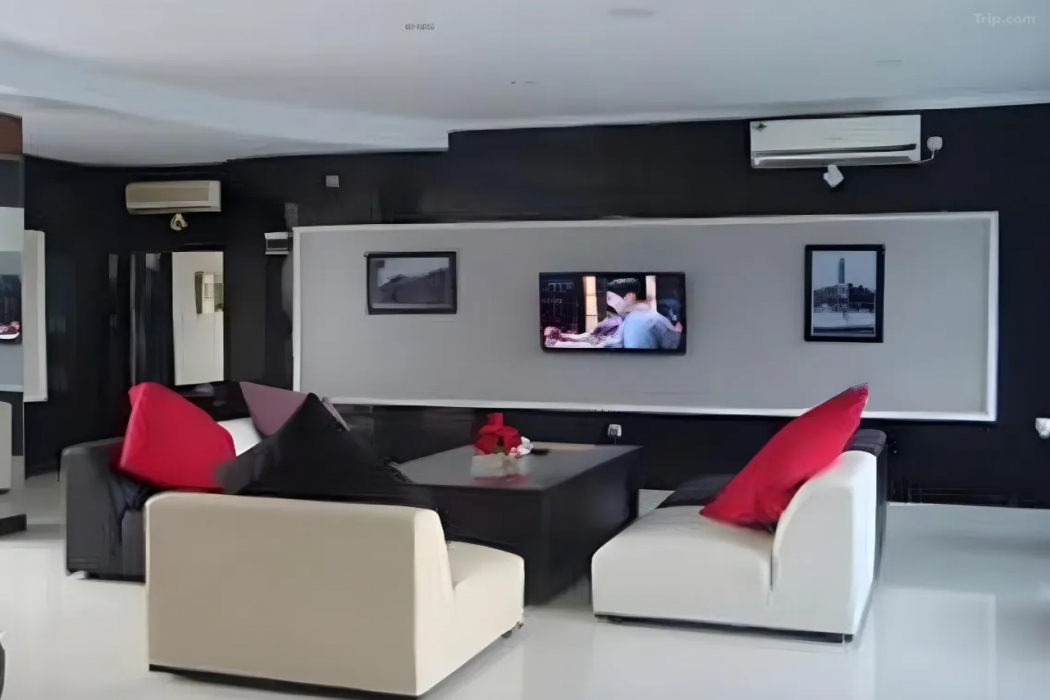 Rangga Inn 3/28