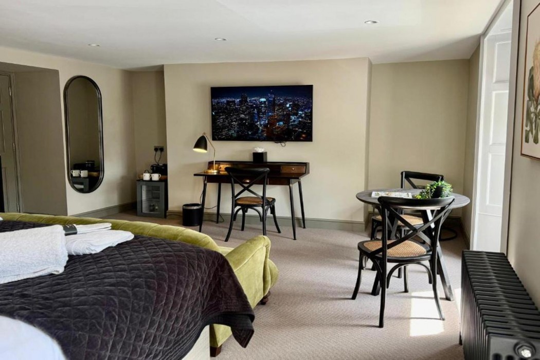 Bailiffgate Hotel 22/70