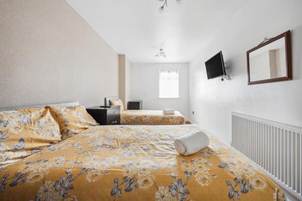Rushlome Rooms 6/8