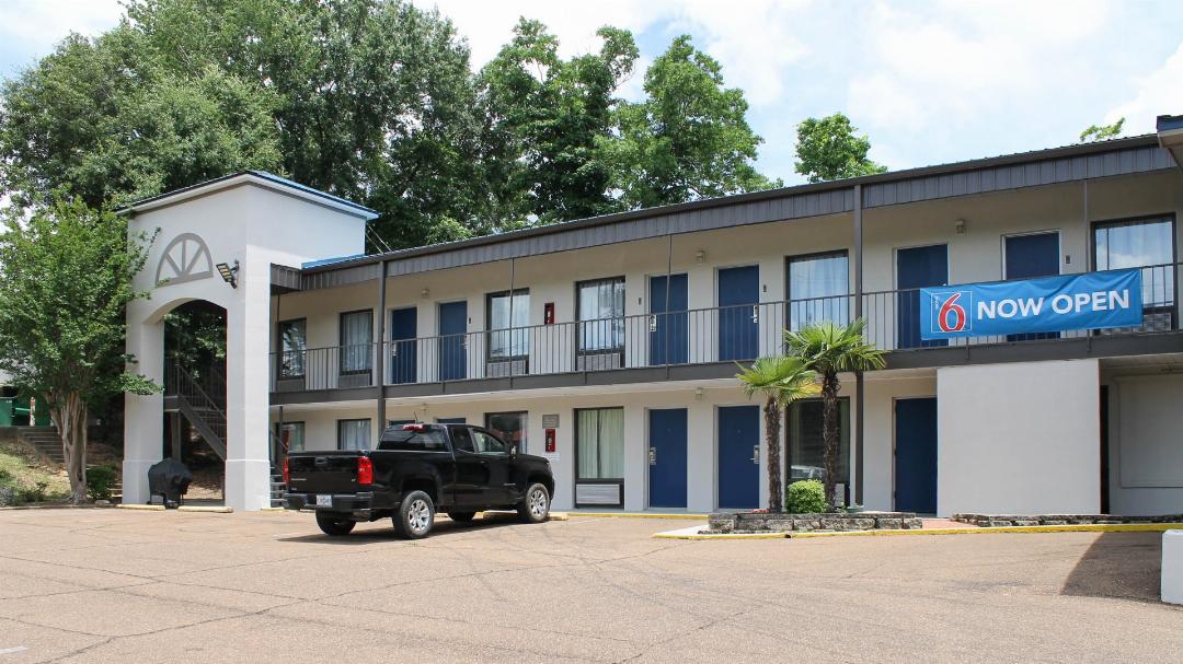 Motel6 Mccomb Ms in MCCOMB - MS