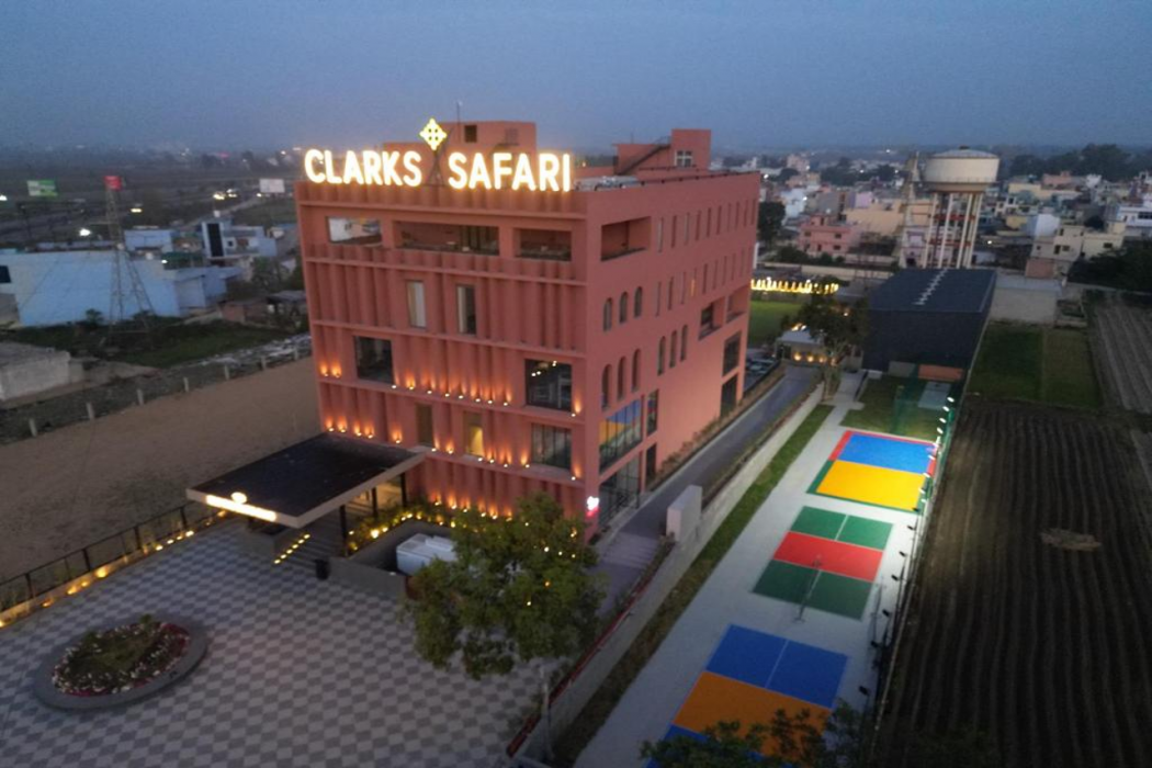 Clarks Safari Haridwar 1/62