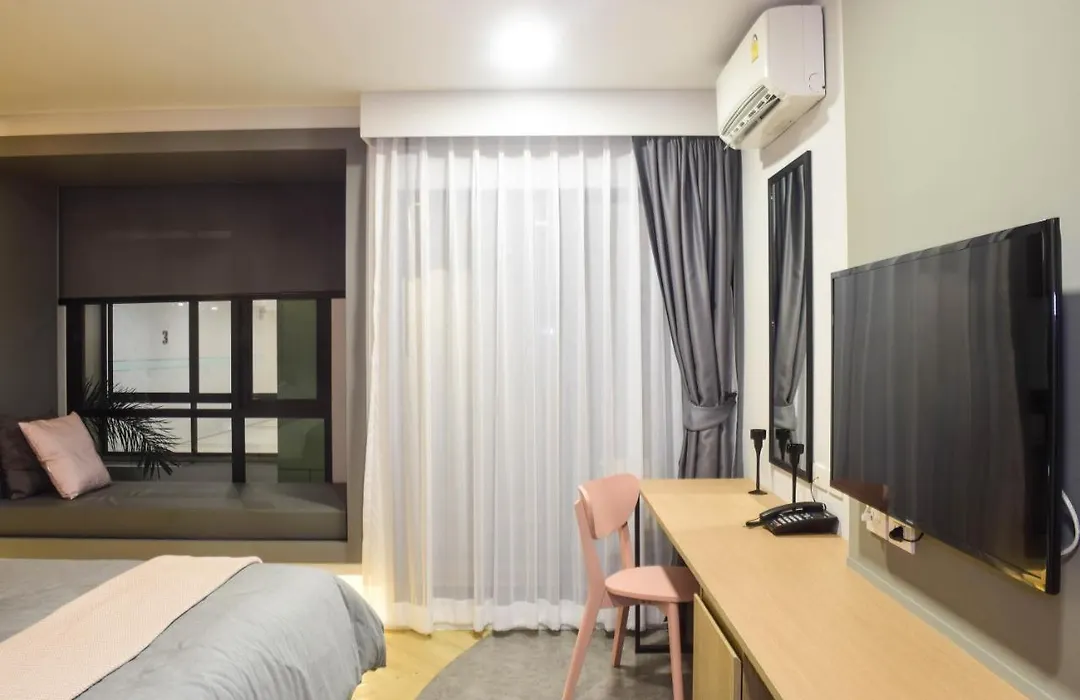 Rico Hotel Ratchadapisek 32 11/43