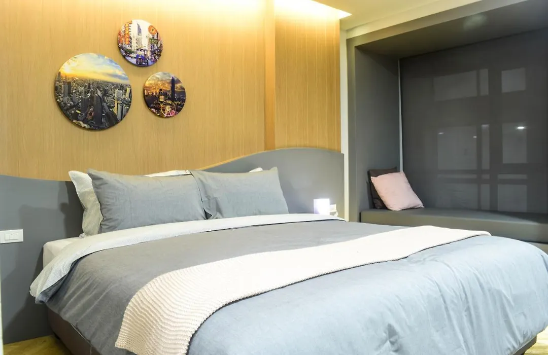 Rico Hotel Ratchadapisek 32 21/43