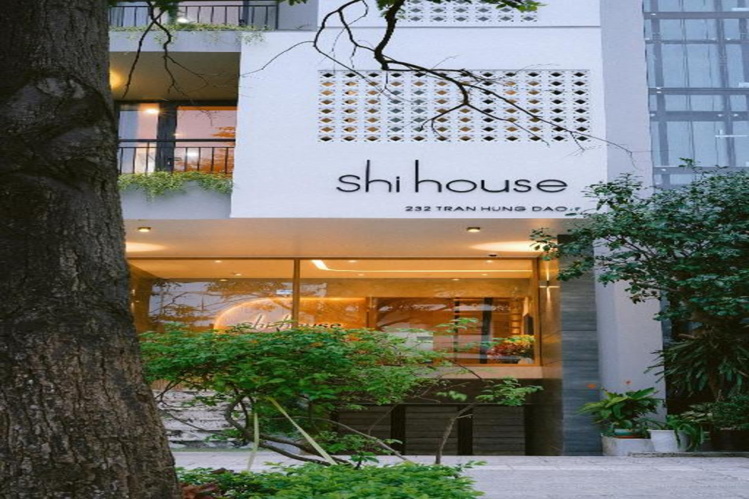 Shi House by Haviland 2/54