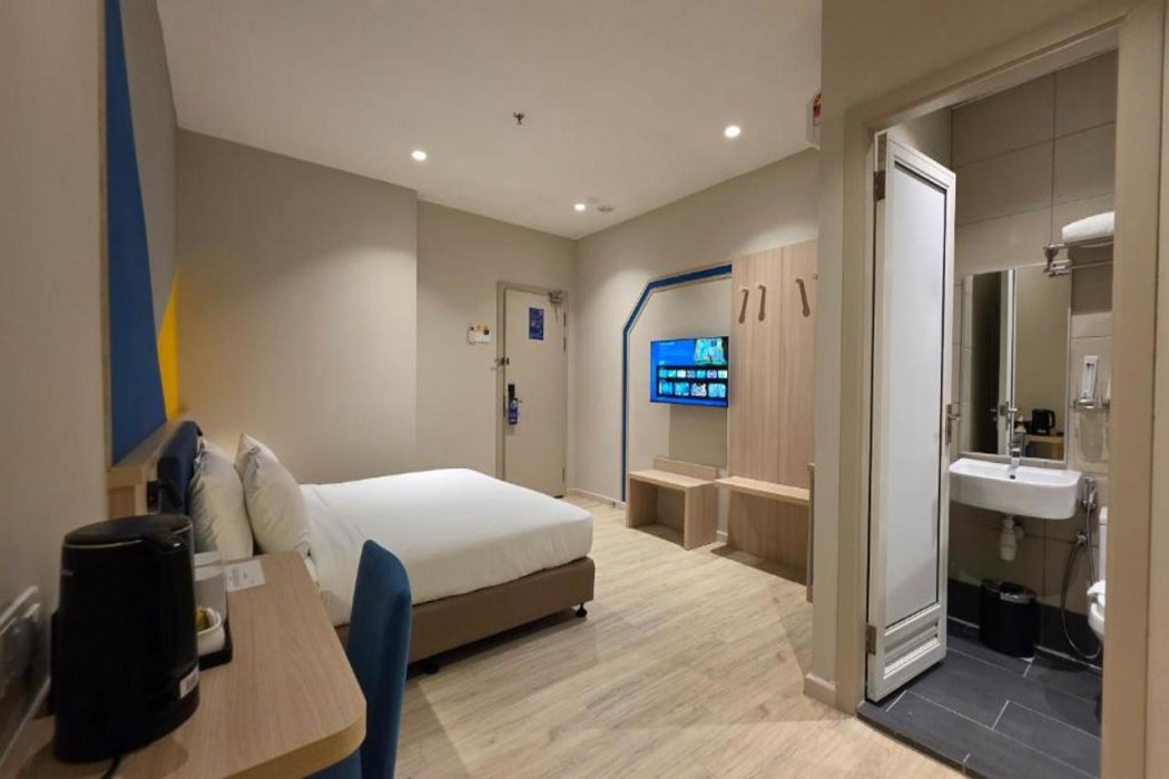 Fives Hotel Meldrum 20/56