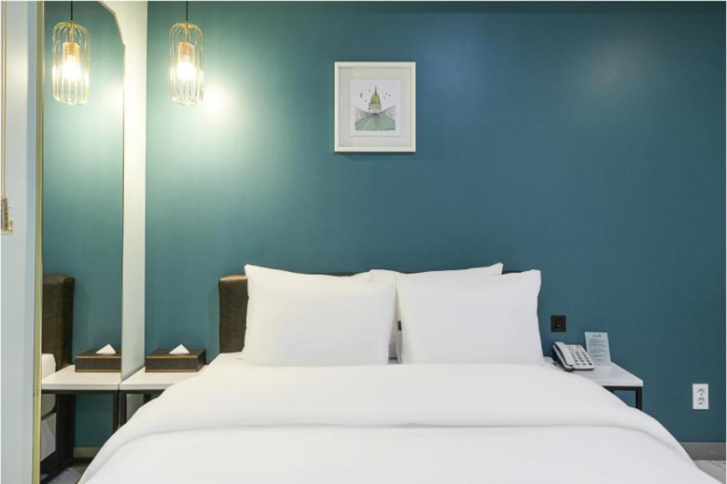Hotel 99 Prestige 37/68