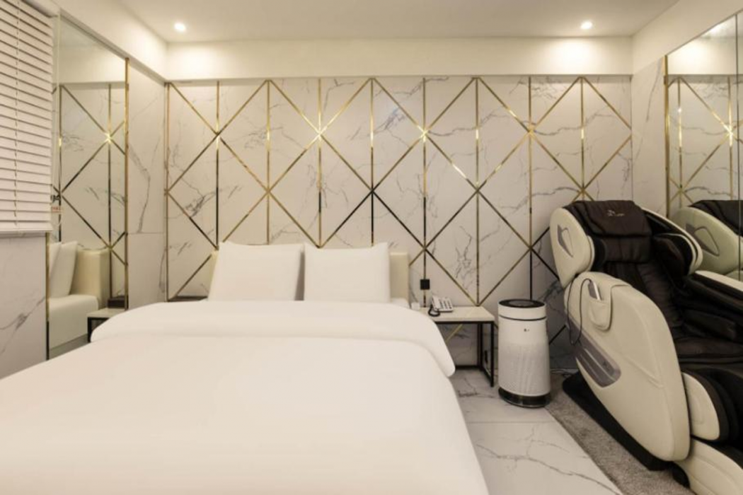 Hotel 99 Prestige 20/68