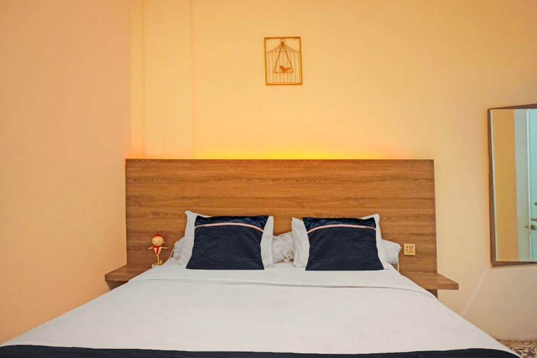 Hotel O near Ringroad City Walk XXI formerly Mitrotel Medan 12/39